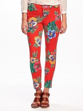 Old Navy Red Floral Ankle Pants - Size 4 Regular